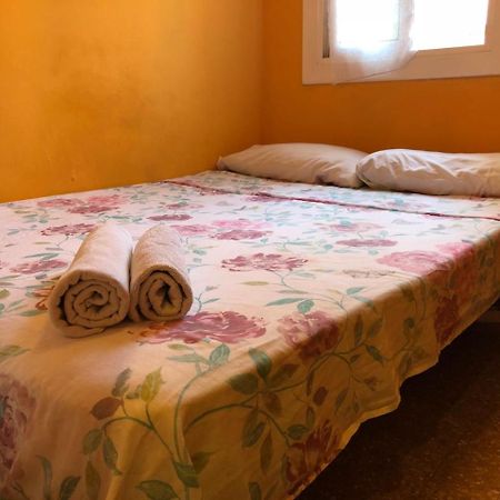 Motorsport Barcelona Hostel Εξωτερικό φωτογραφία