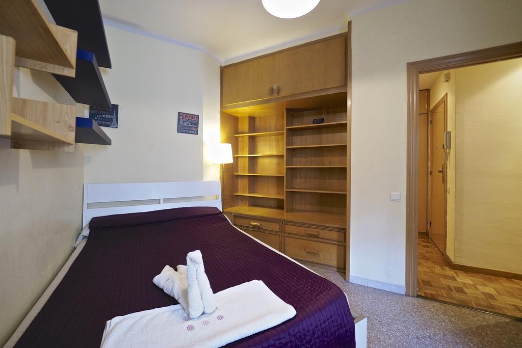 Motorsport Barcelona Hostel Εξωτερικό φωτογραφία